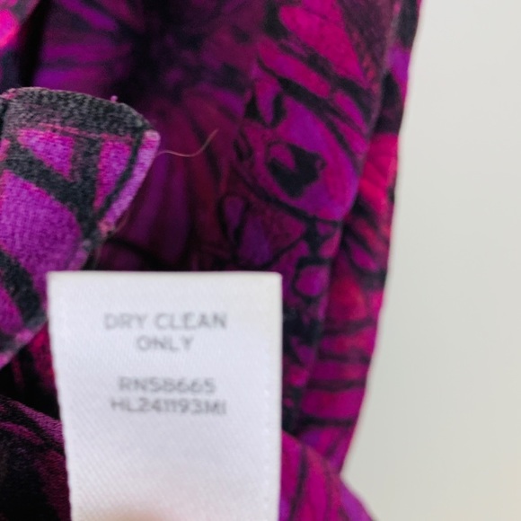 Hinge 100% Silk Sleeveless Blouse, XL - Picture 7 of 7